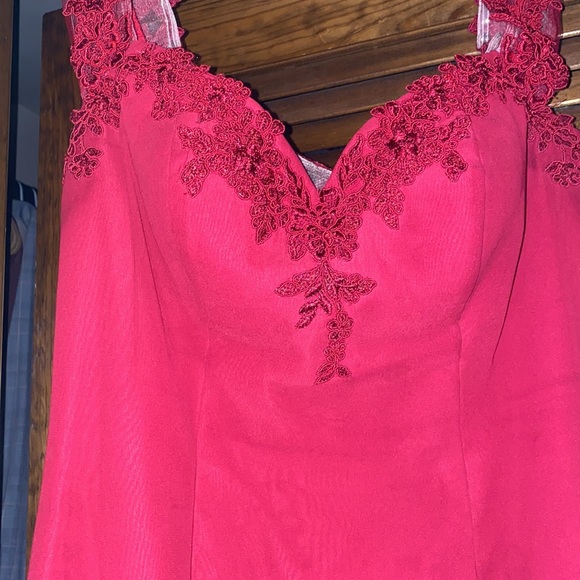 Seng Couture Red Dress - Picture 2 of 3